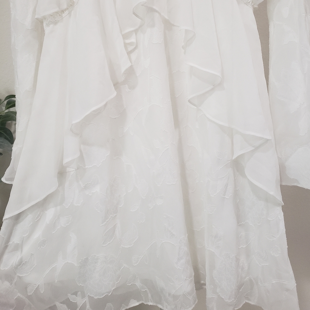 White Ruffle Lace Dress - Picture 3 of 4